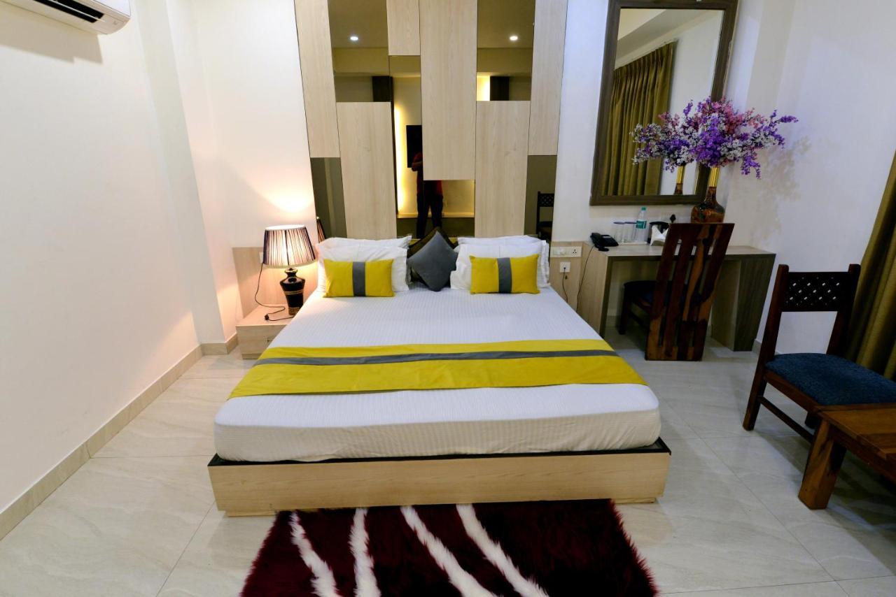 Hotel The Yellow Nayagaon Exterior photo