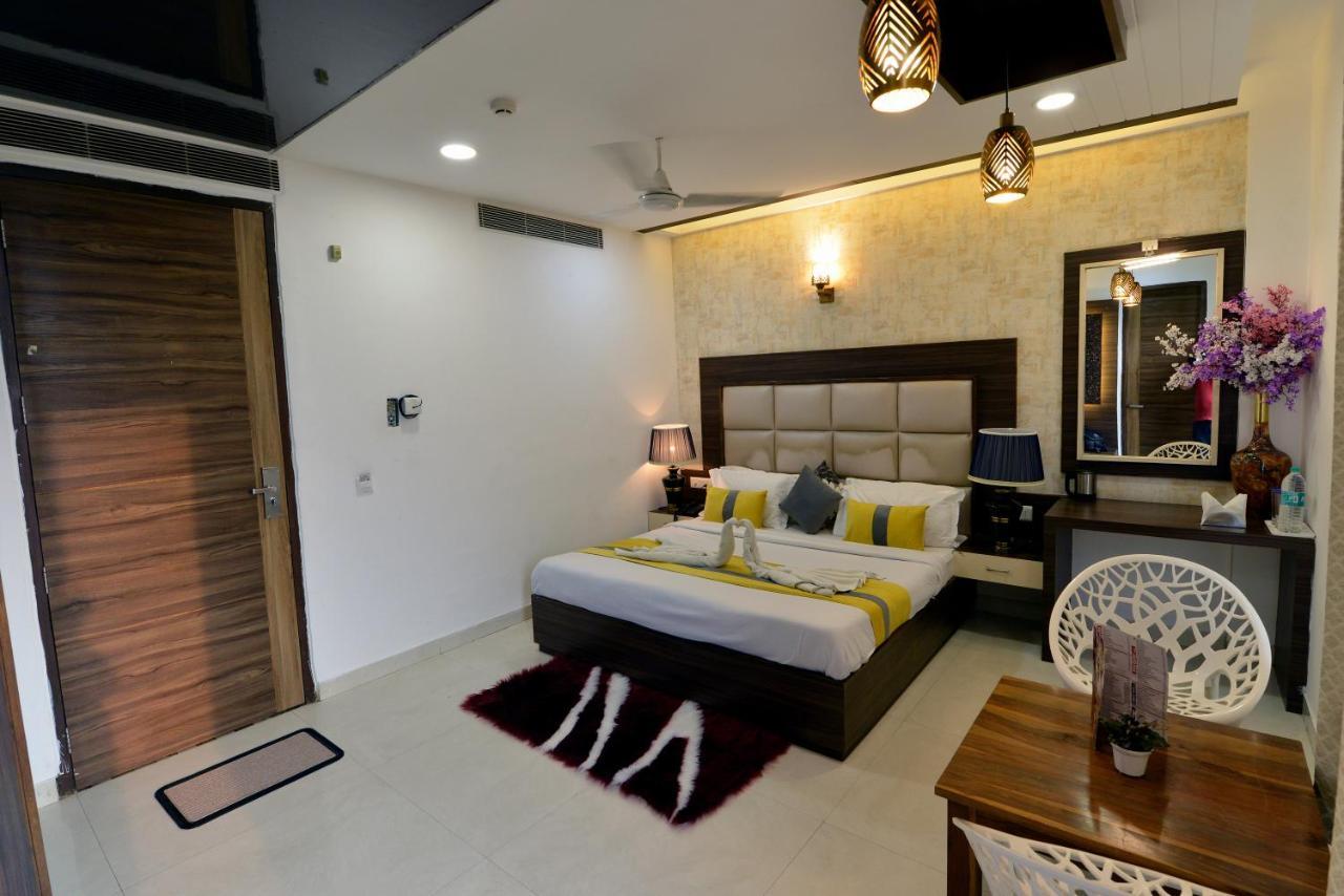 Hotel The Yellow Nayagaon Exterior photo